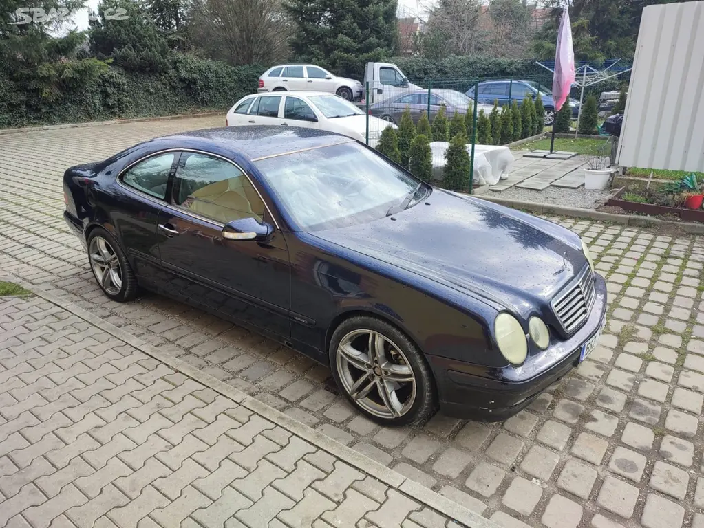 Mercedes benz clk 200 2001